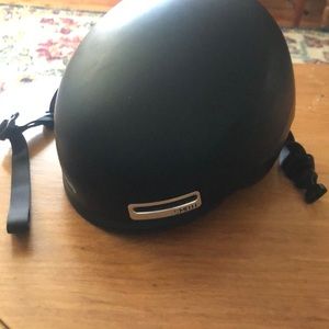Matte Black SMITH Maze helmet